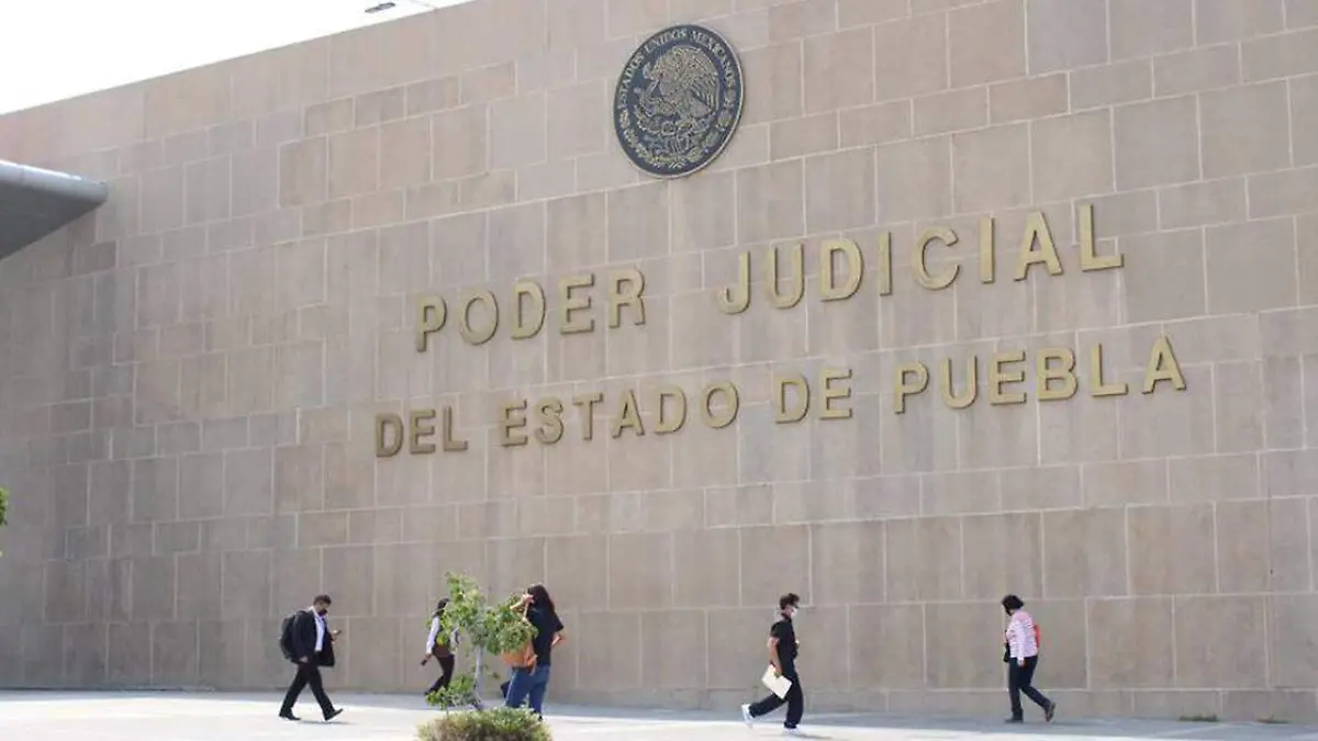 Alrededor de mil trabajadores del Poder Judicial del Estado de Puebla no recibieron su último pago de quincena